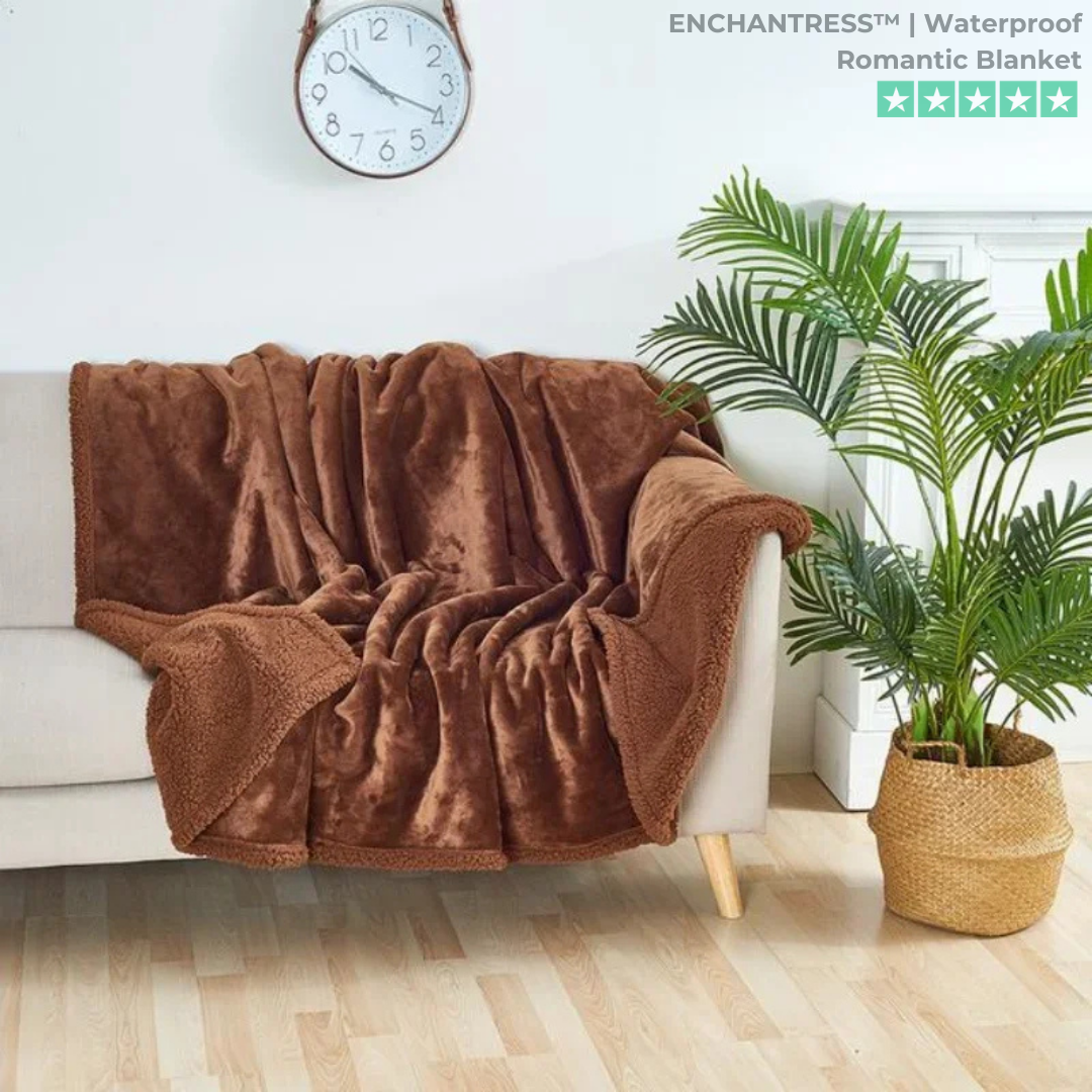 ENCHANTRESS™ | Waterproof Romantic Blanket